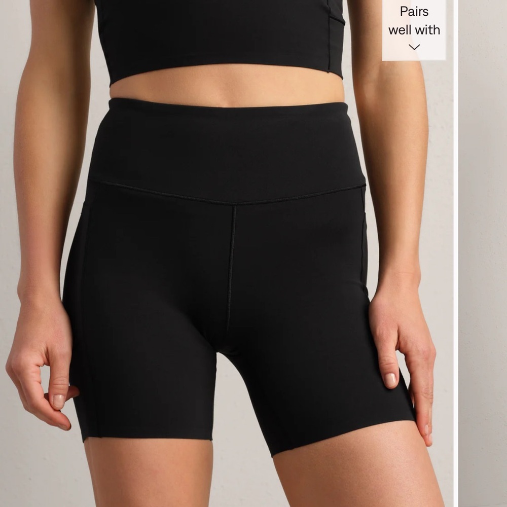 Rhone Revive Bike Shorts Black 6” inseam Sz XS